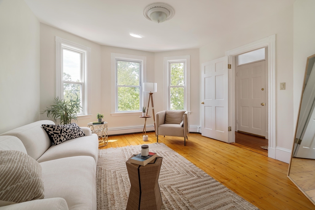 453 Franklin Street 3