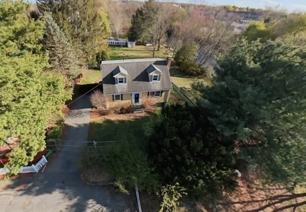 48 River Ave