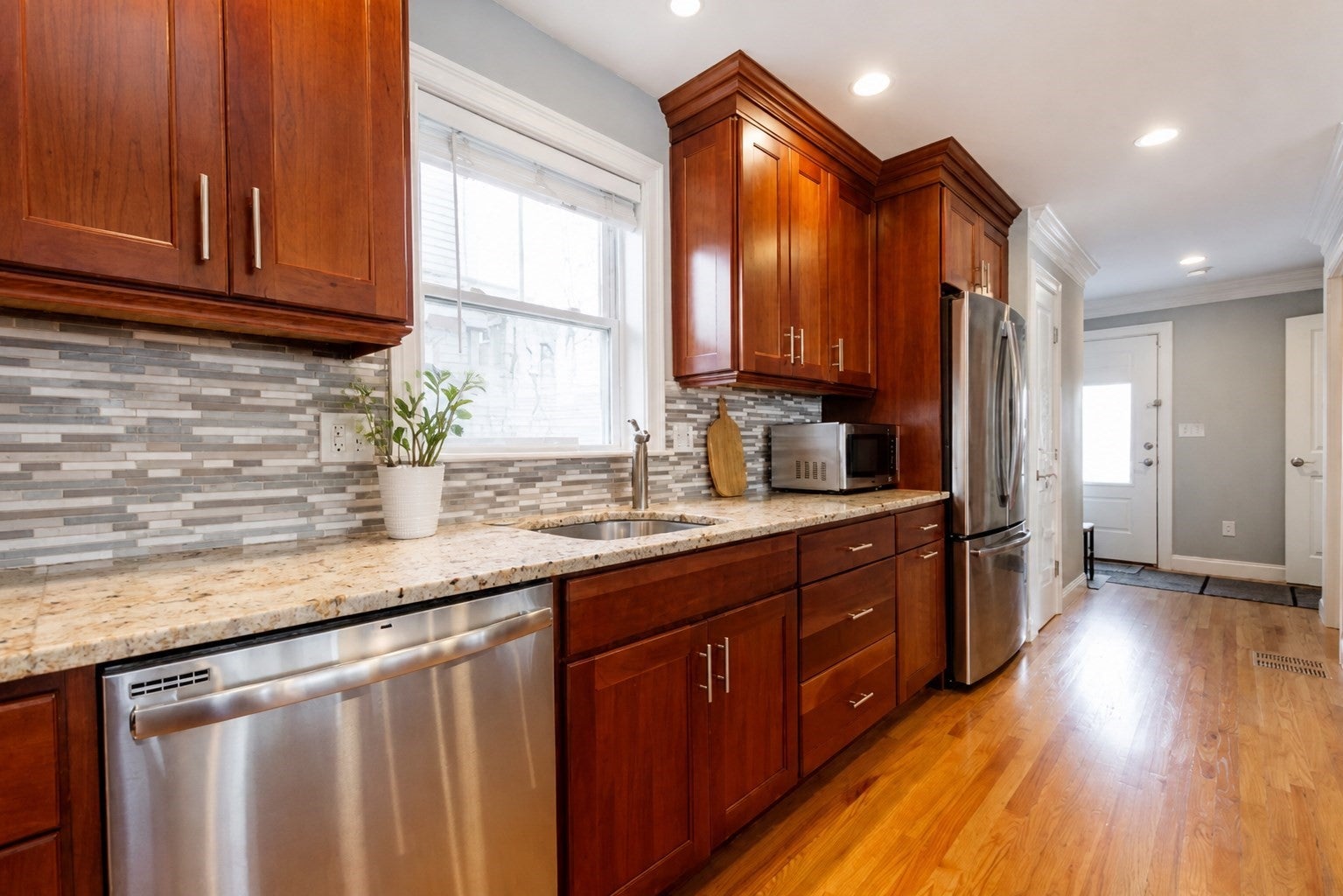 233 Grove St #2, Waltham, MA, 233 Grove St #2, Waltham, MA Photo #9