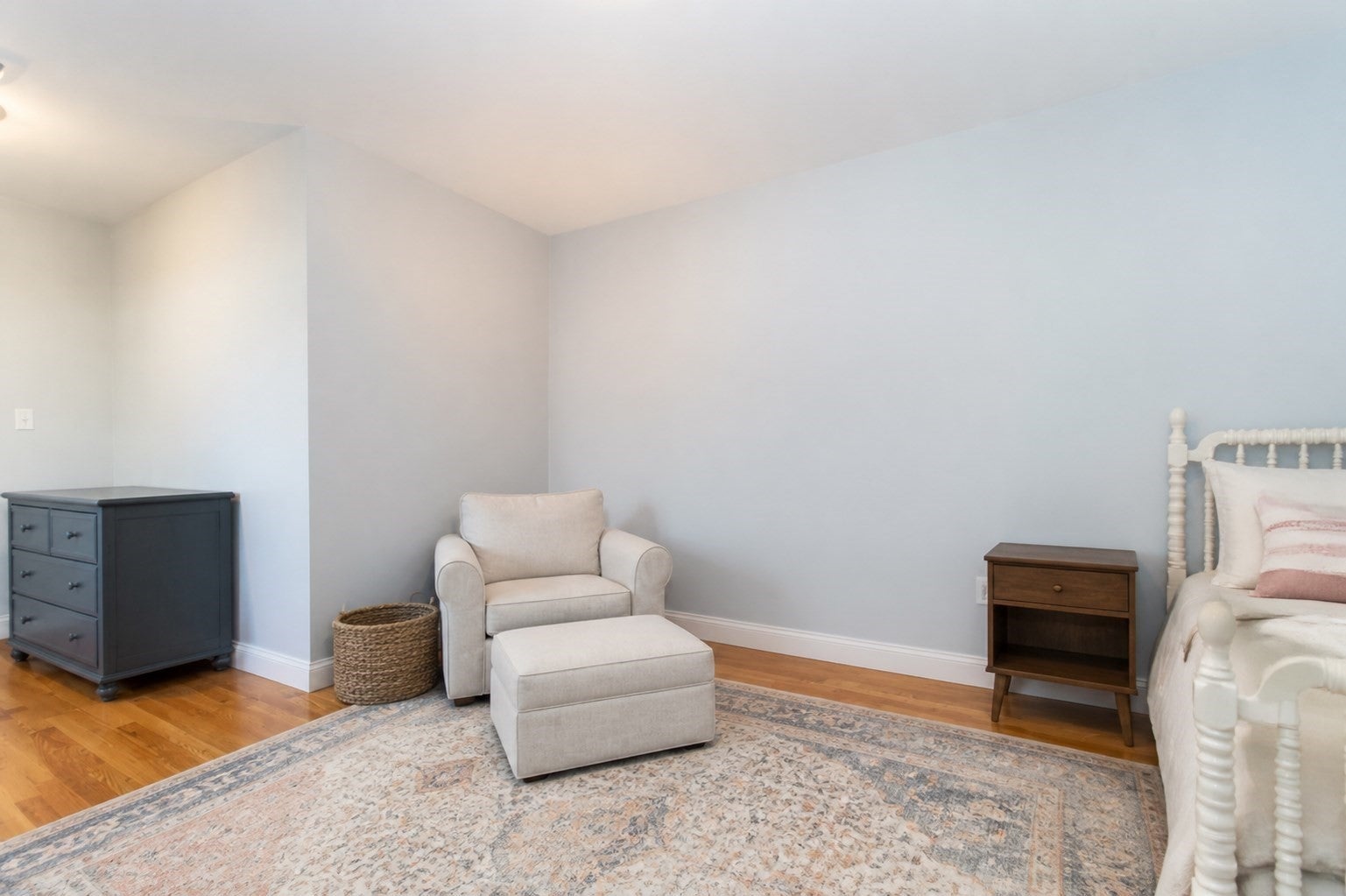 233 Grove St #2, Waltham, MA, 233 Grove St #2, Waltham, MA Photo #28