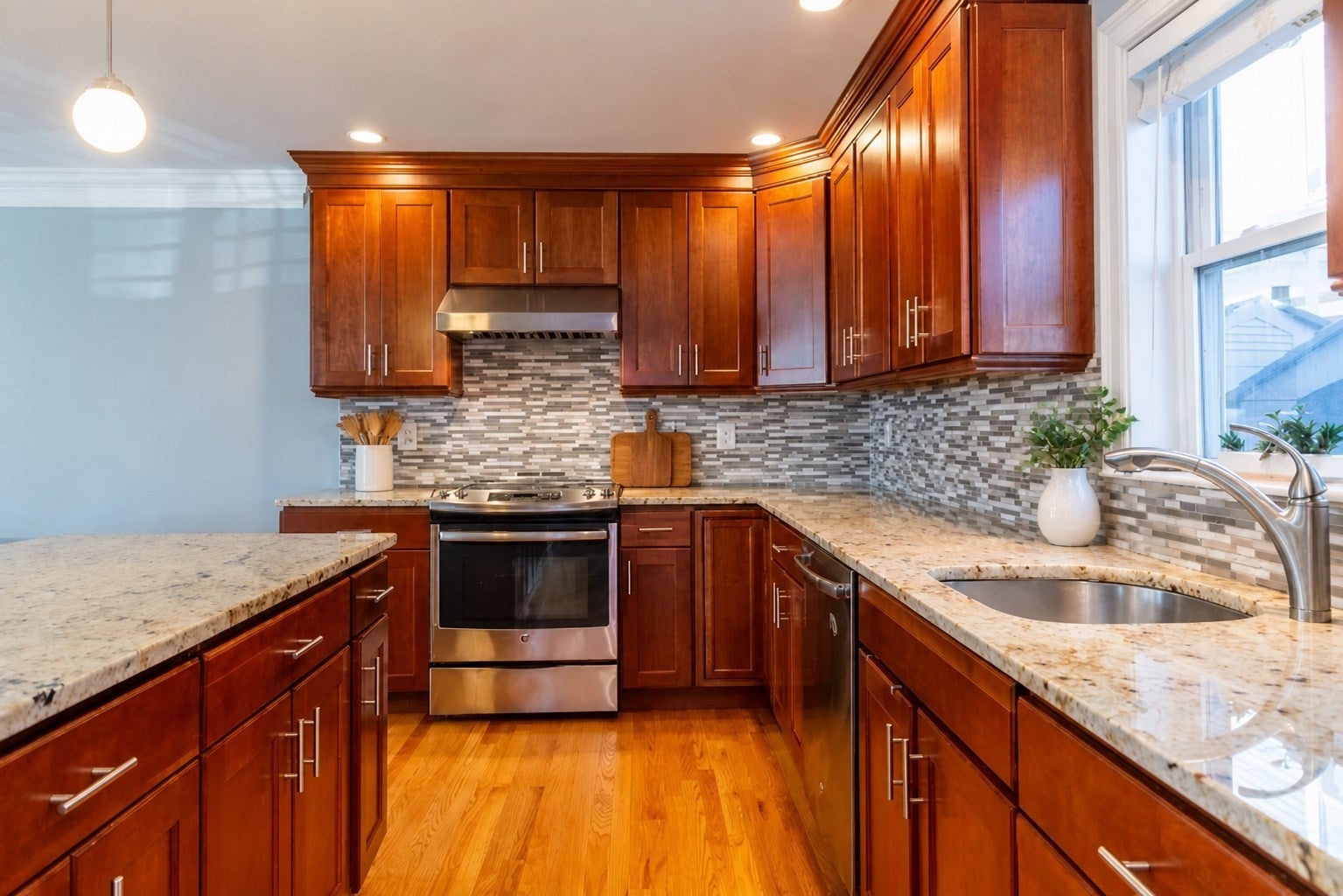 233 Grove St #2, Waltham, MA, 233 Grove St #2, Waltham, MA Photo #8