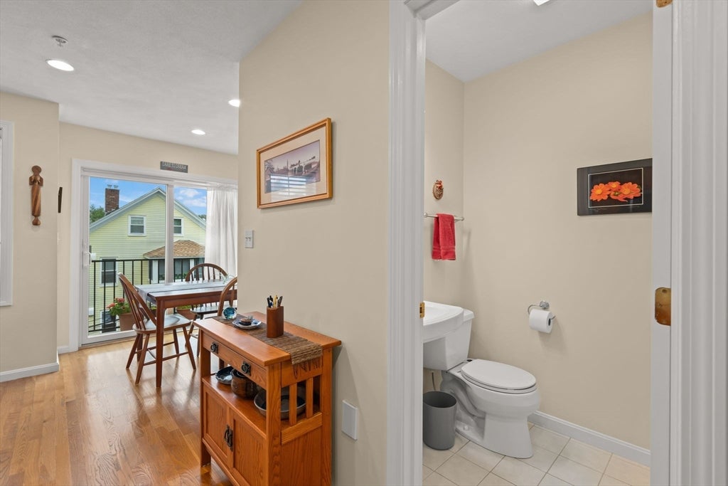 14 1/2 Roundy ST #2, Beverly, MA, 14 1/2 Roundy ST #2, Beverly, MA Photo #14