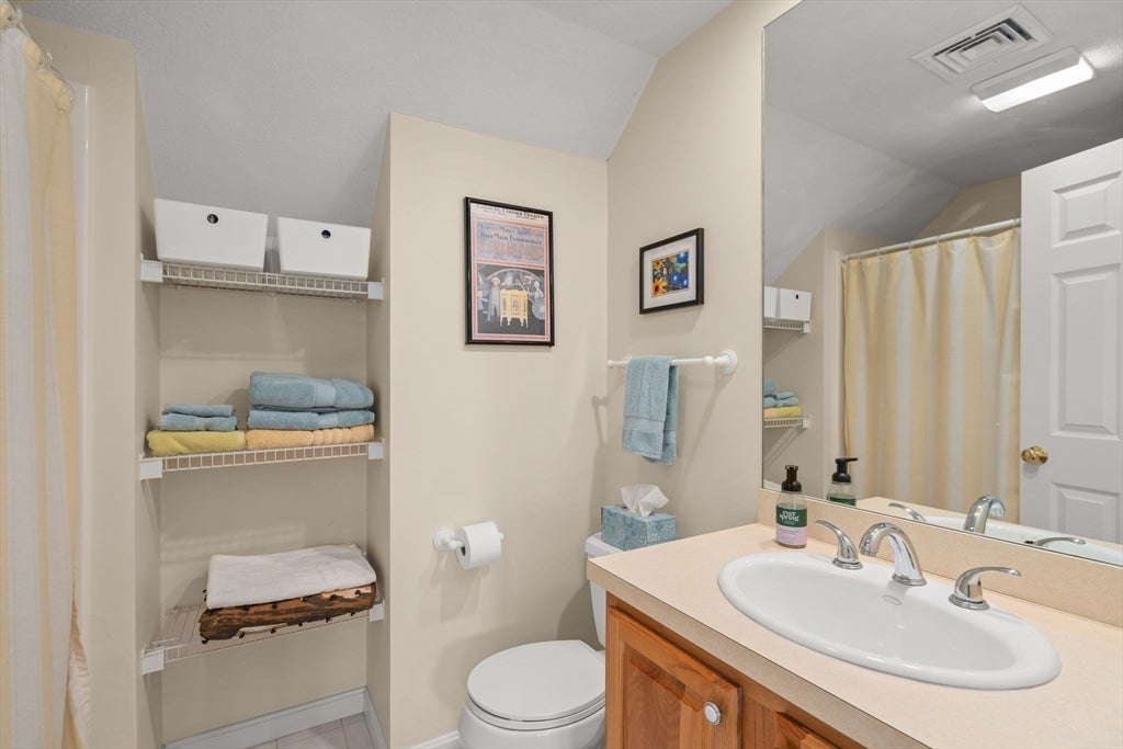 14 1/2 Roundy ST #2, Beverly, MA, 14 1/2 Roundy ST #2, Beverly, MA Photo #24
