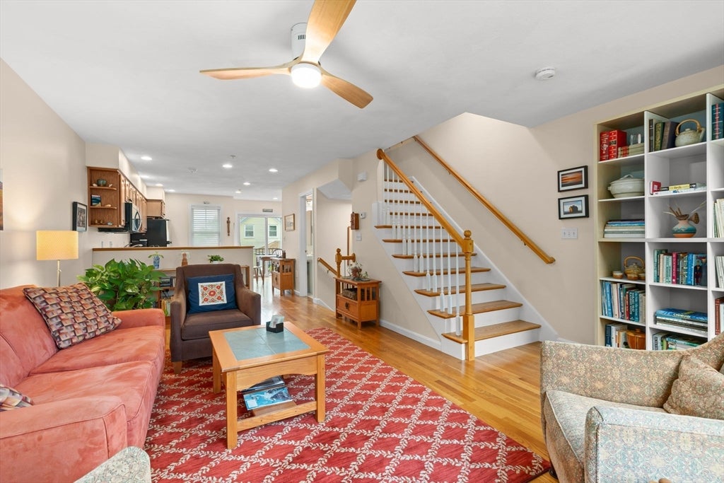 14 1/2 Roundy ST #2, Beverly, MA, 14 1/2 Roundy ST #2, Beverly, MA Photo #8