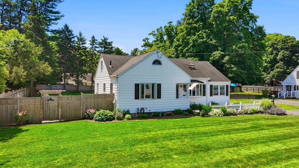 39 Bartels St