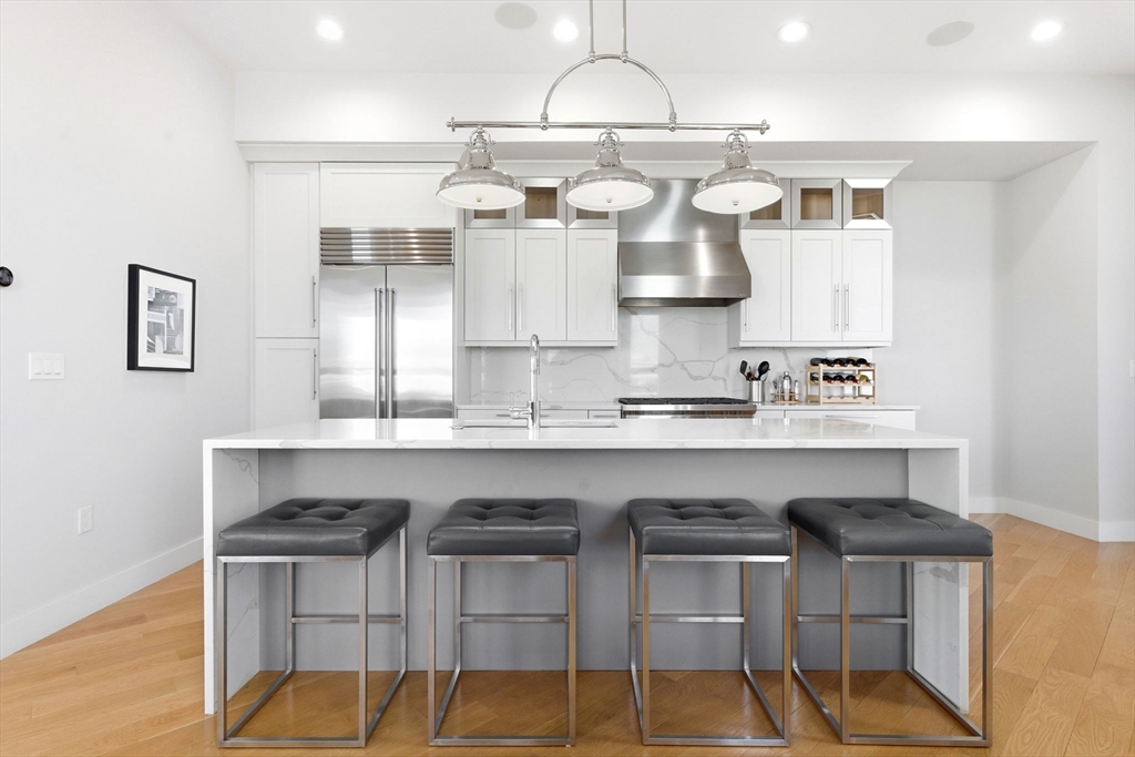 469 E 4th St #2, Boston, MA Photo #17
