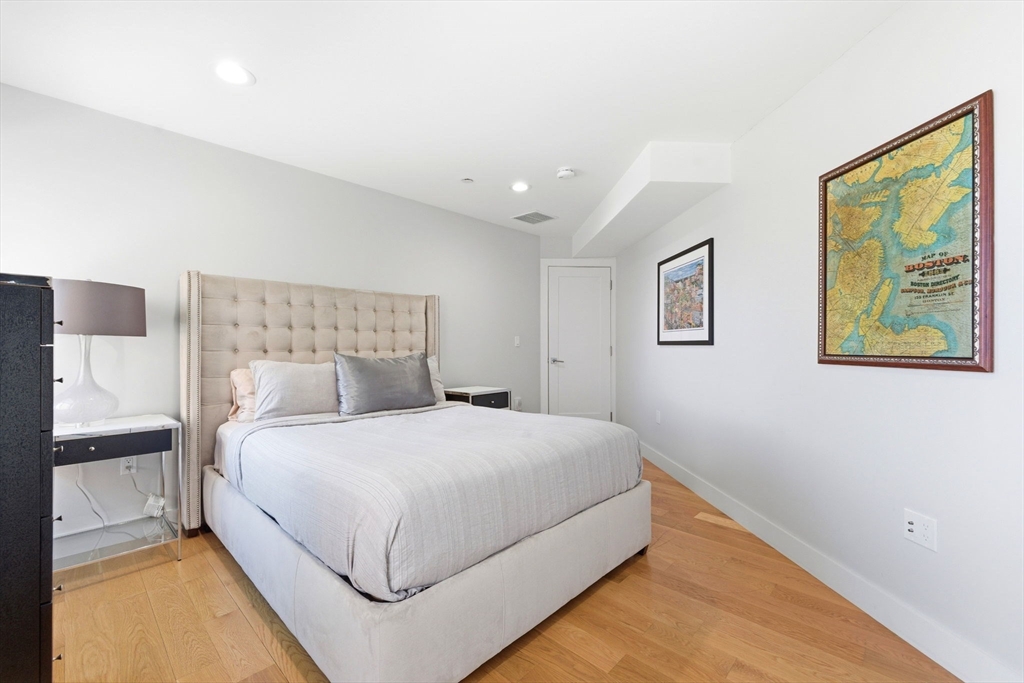 469 E 4th St #2, Boston, MA Photo #30