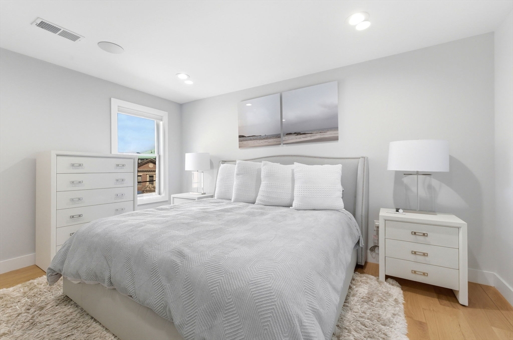 469 E 4th St #2, Boston, MA Photo #24