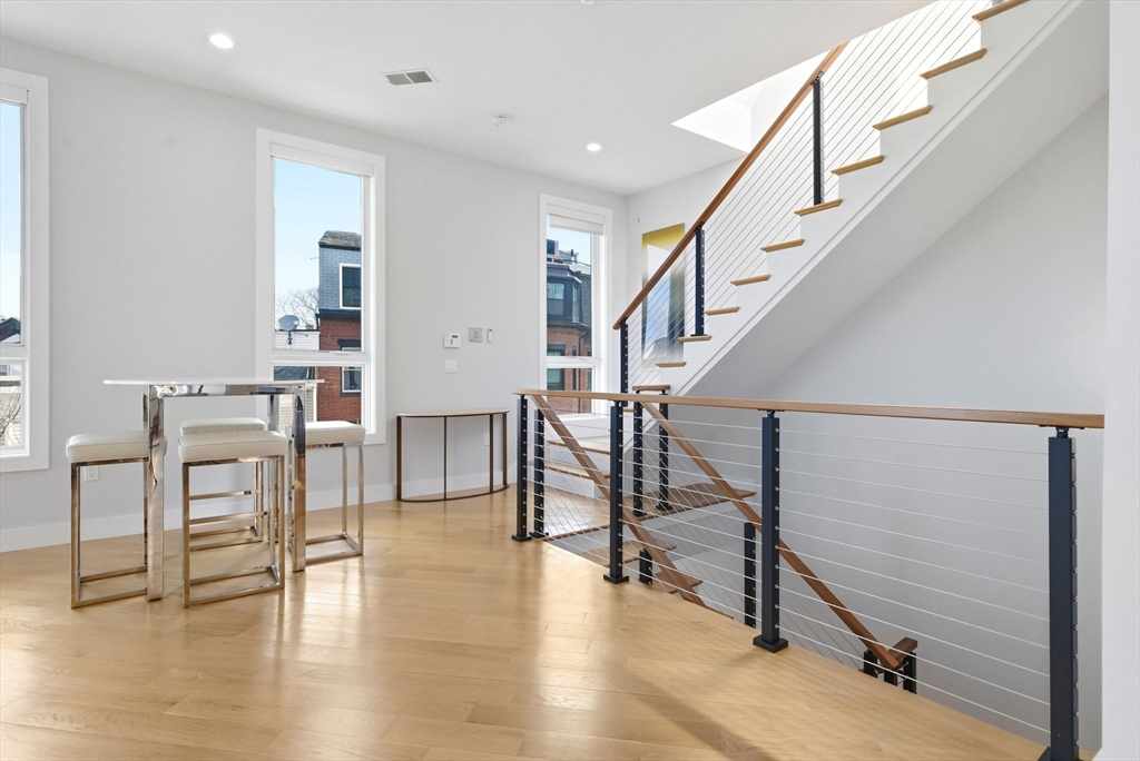 469 E 4th St #2, Boston, MA Photo #11