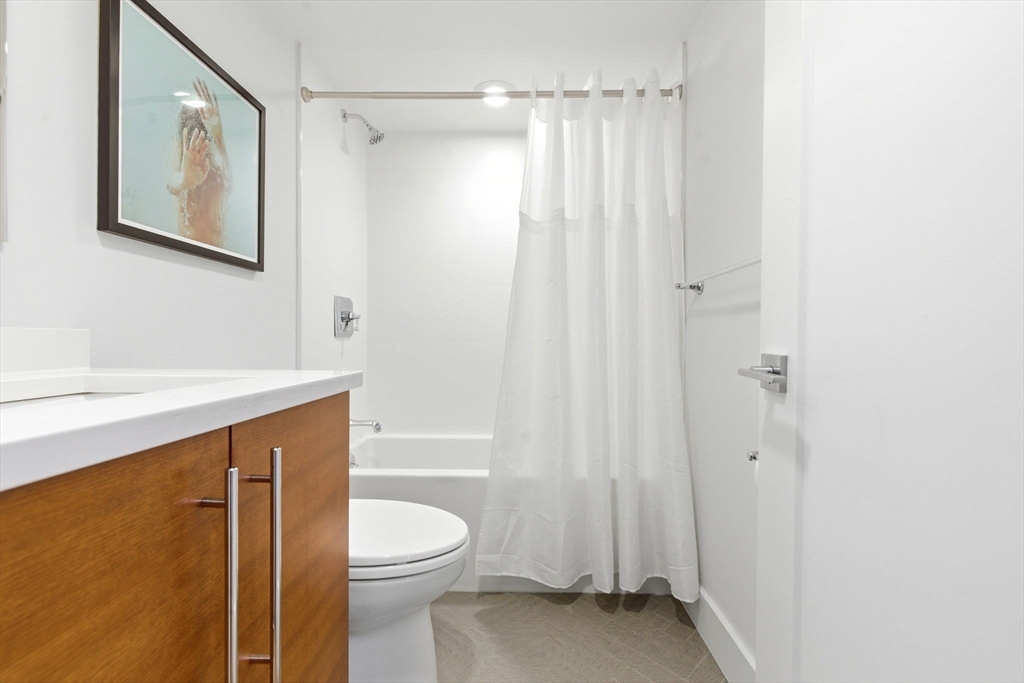 469 E 4th St #2, Boston, MA Photo #33