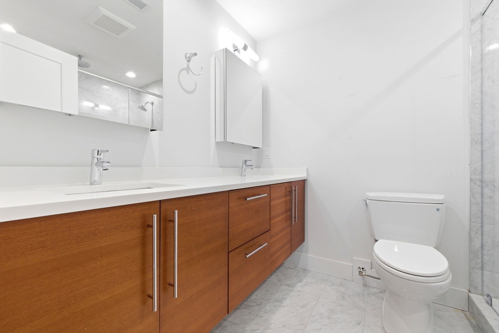 469 E 4th St #2, Boston, MA Photo #28