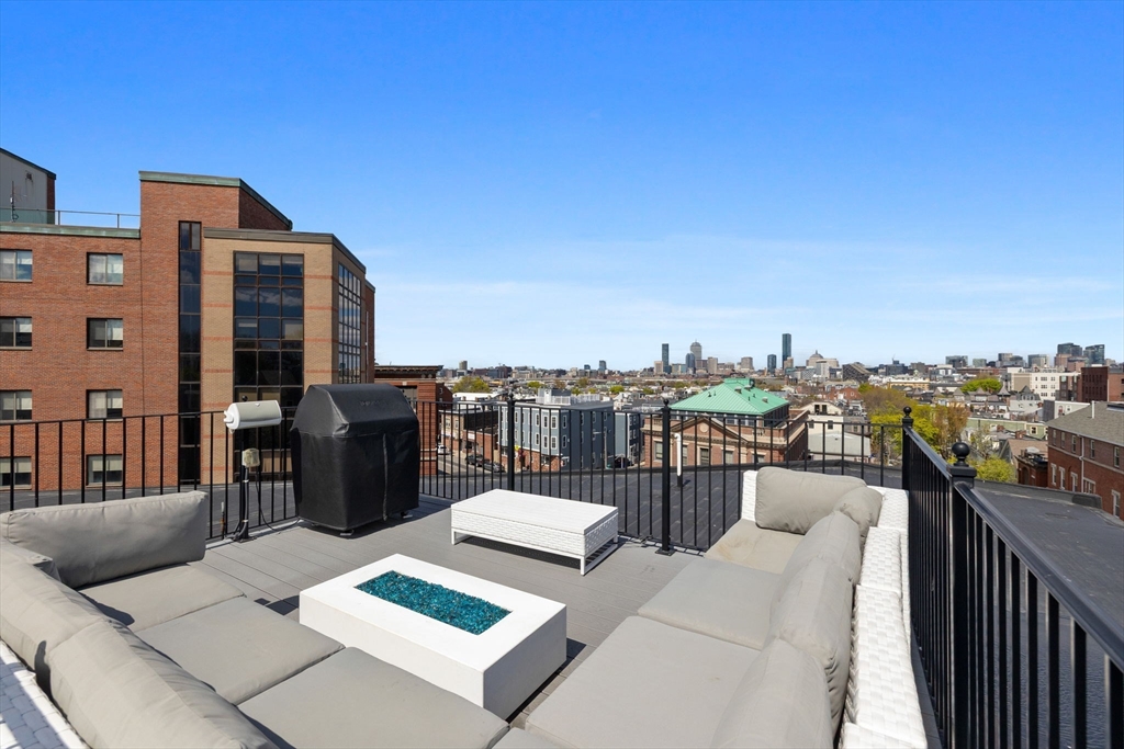 469 E 4th St #2, Boston, MA Photo #41