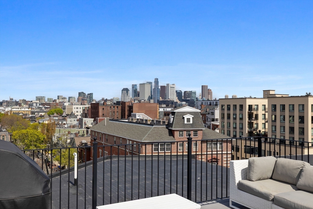 469 E 4th St #2, Boston, MA Photo #37