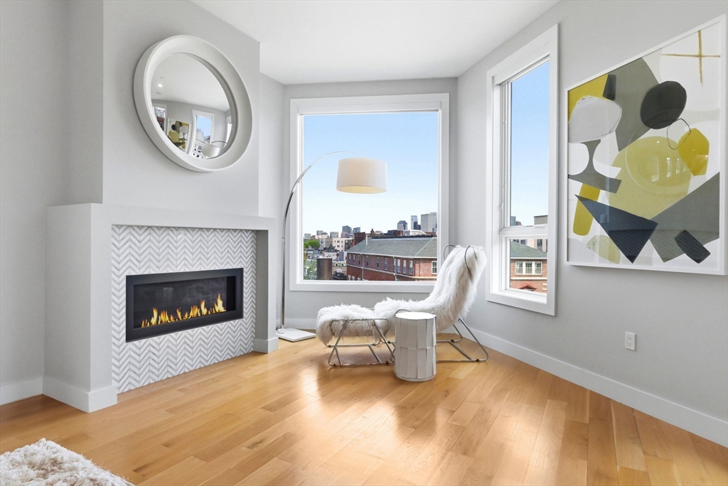 469 E 4th St #2, Boston, MA Photo #5