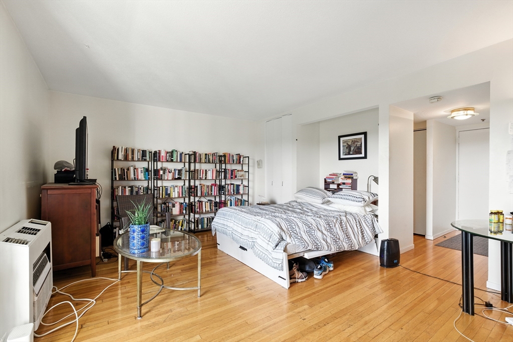 227 Coolidge Ave 214