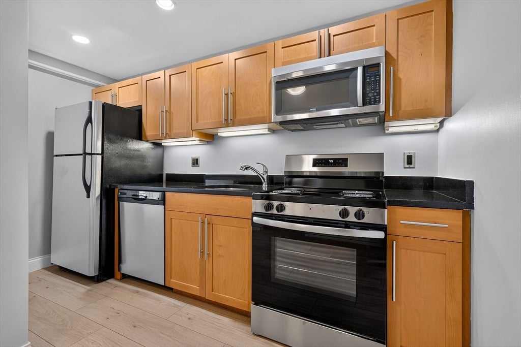 1600 Beacon St #904, Brookline, MA, 1600 Beacon St #904, Brookline, MA Photo #13