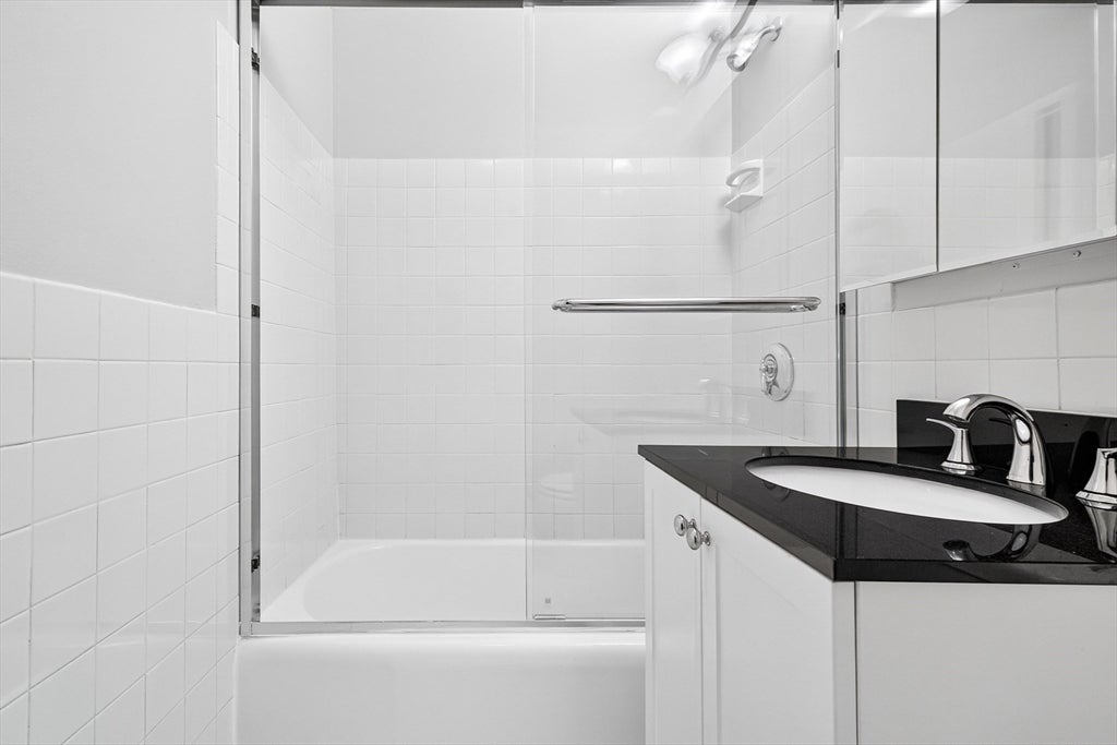 1600 Beacon St #904, Brookline, MA, 1600 Beacon St #904, Brookline, MA Photo #18