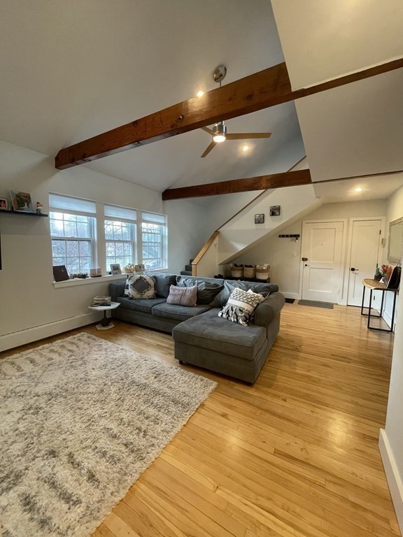 11 Hammond Pond Pkwy 3