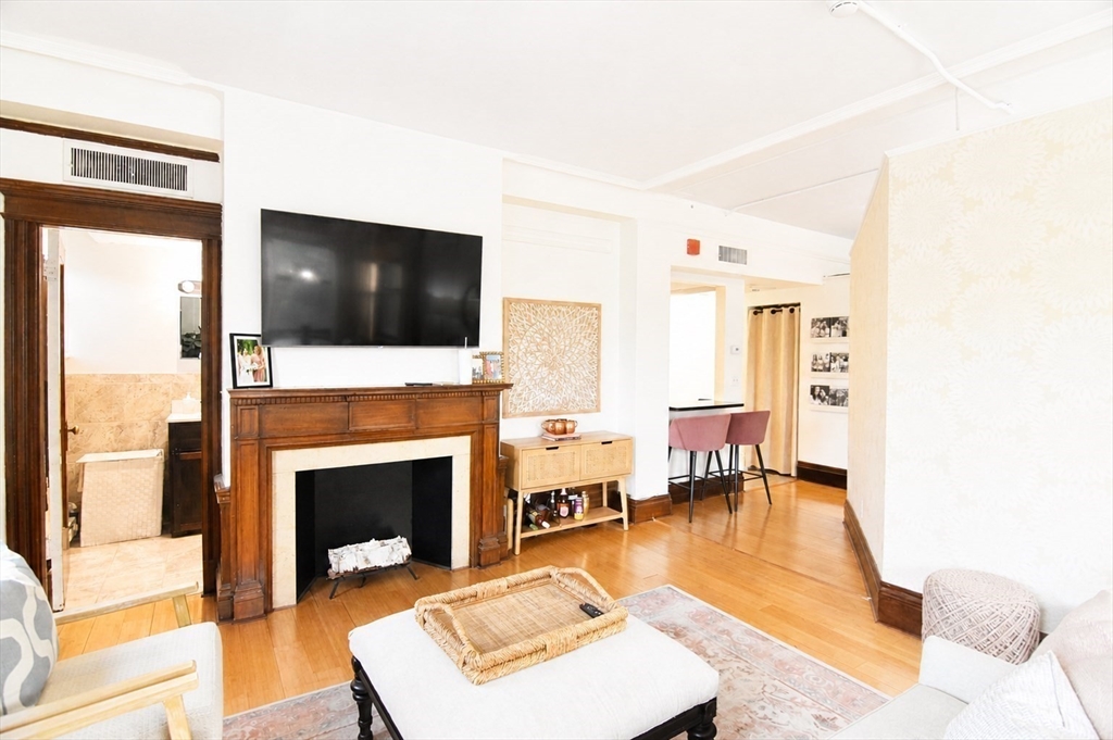 464 Commonwealth Avenue #33, Boston, MA, 464 Commonwealth Avenue #33, Boston, MA Photo #3
