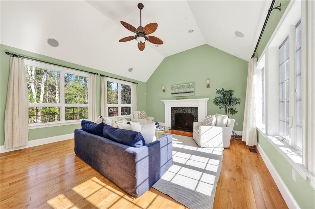 3 Brattle Rd, Norwell, MA Photo #16