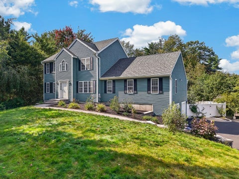 Photo of 112 Saunders St, Gardner, MA 01440 (MLS # 73579025)