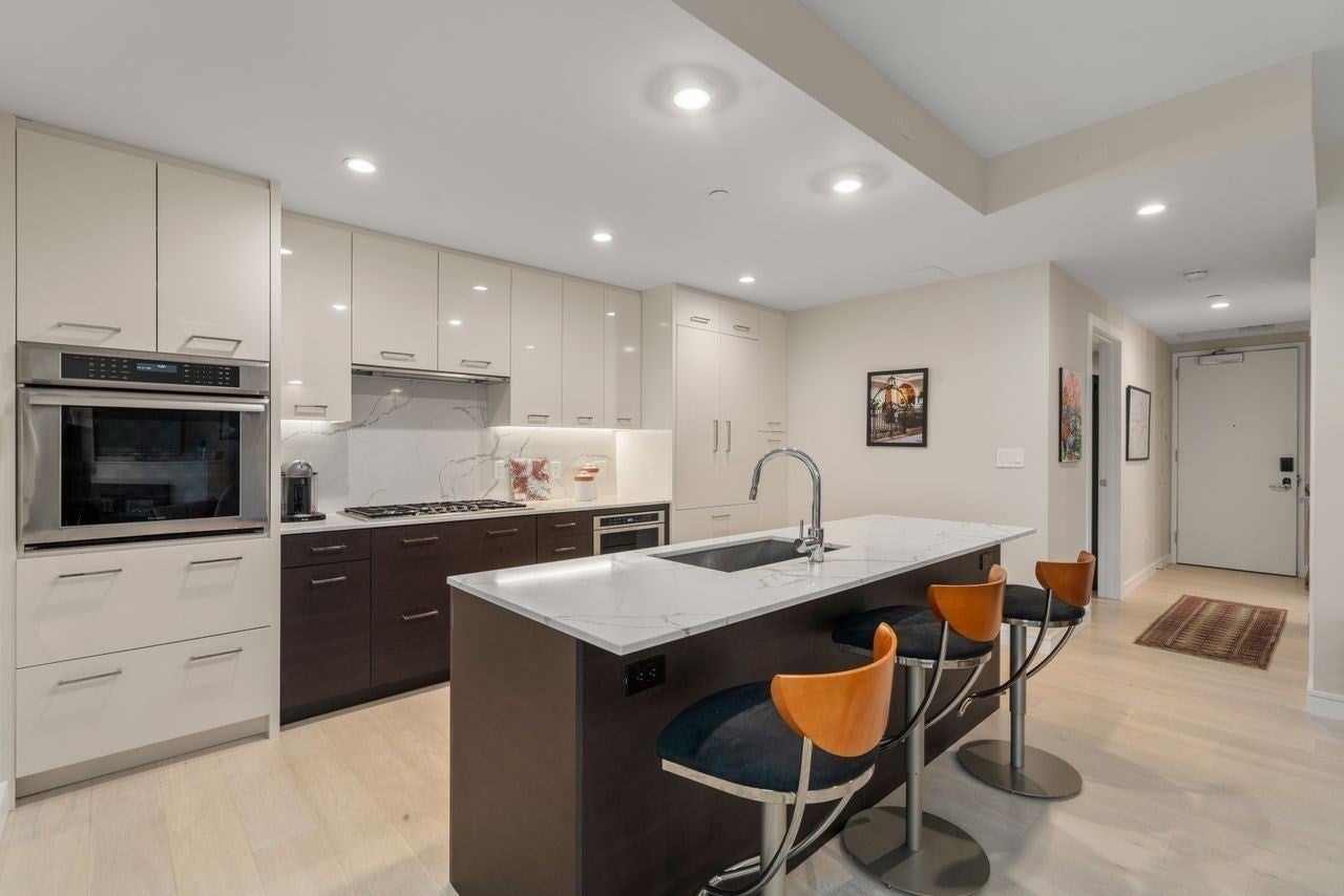 110 Broad St 303, Boston MA 02110