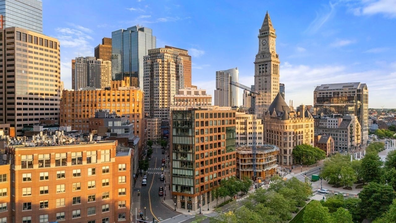 110 Broad St