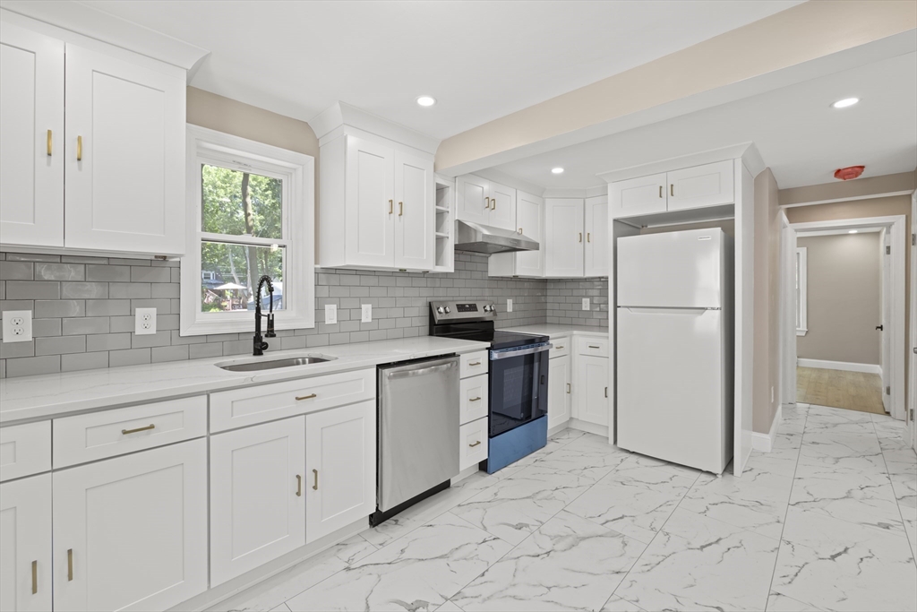 41 Williams St