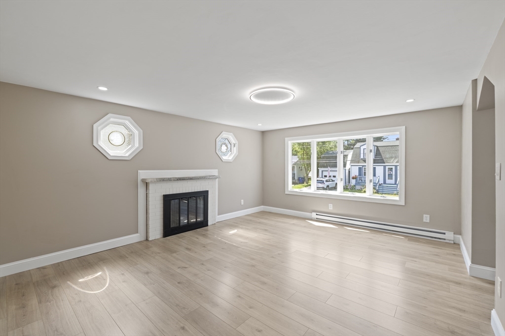 41 Williams St