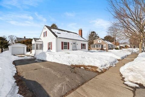 Photo of 61 Ellsworth Ave, Beverly, MA 01915 (MLS # 73482798)