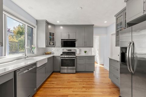 214 River Street 214 Newton MA 02465