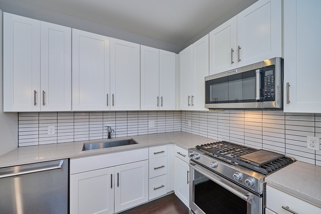 197 Washington St. 207