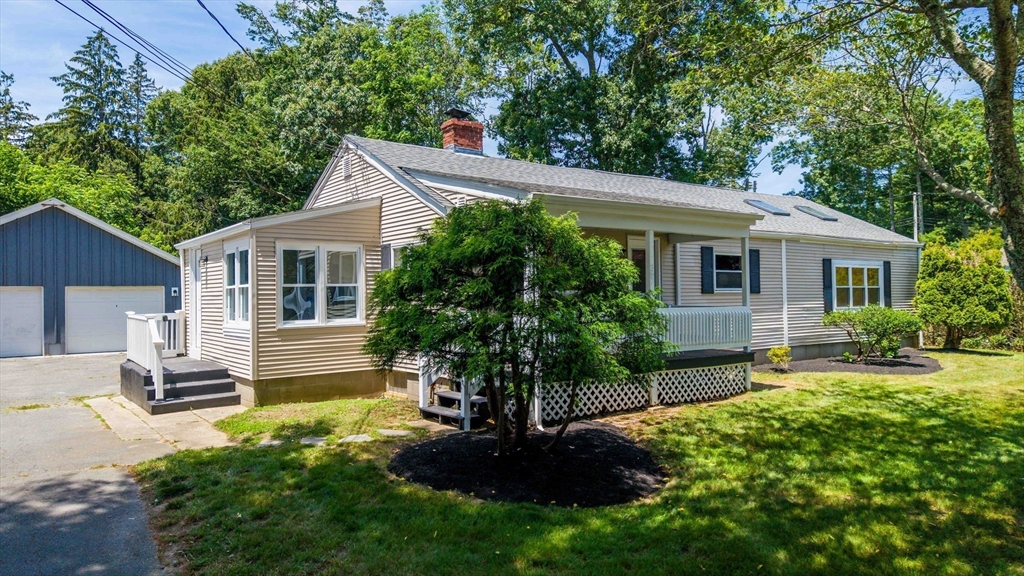 367 Middle Rd