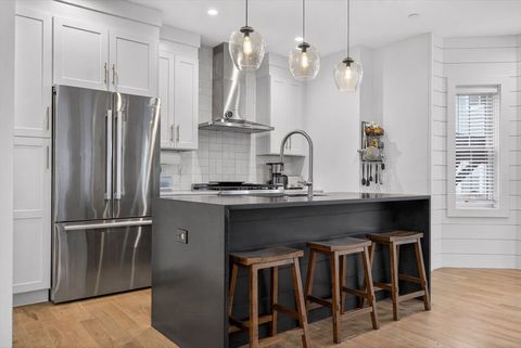 13 Quincy St A Somerville MA 02143