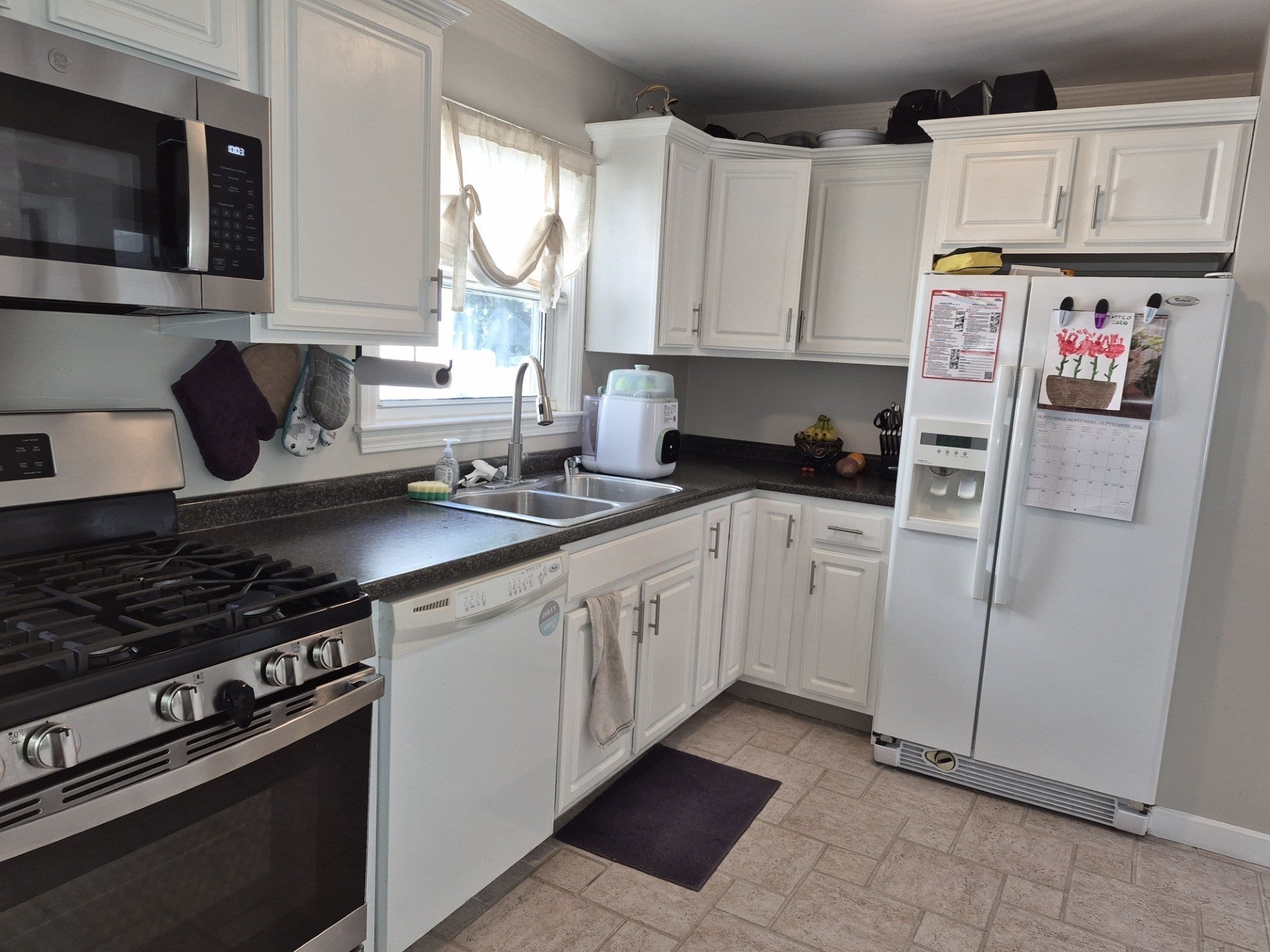 178 California St, Fall River, MA, 178 California St, Fall River, MA Photo #7