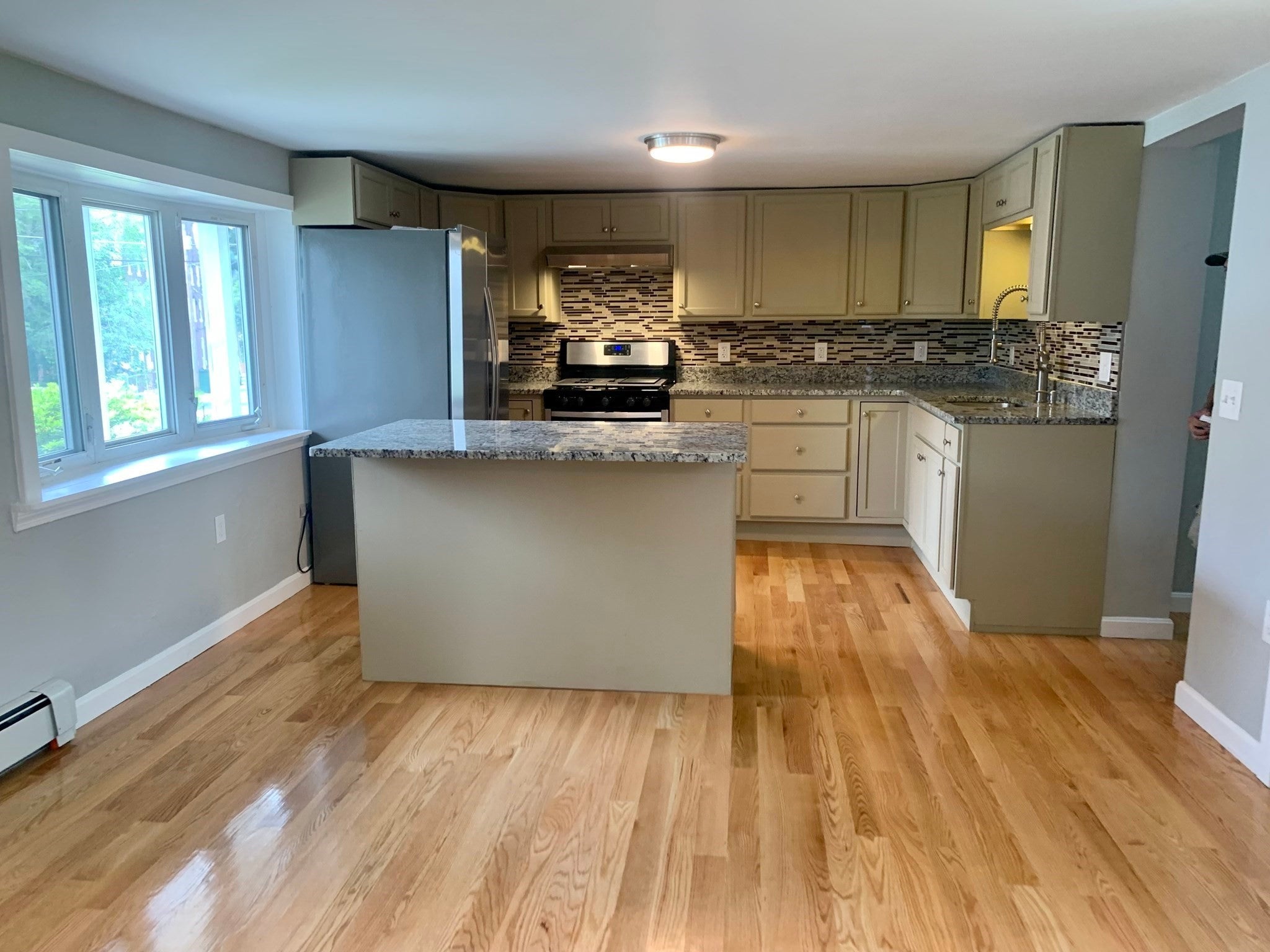 7 Oak St #7, Fitchburg, MA, 7 Oak St #7, Fitchburg, MA Photo #4