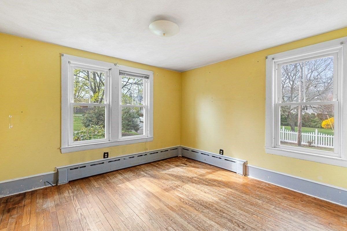 1292 Riverside Ave, Somerset, MA, 1292 Riverside Ave, Somerset, MA Photo #9