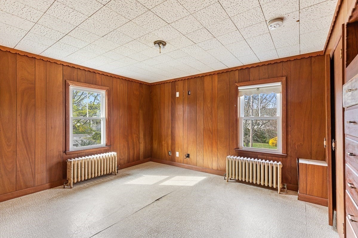 1292 Riverside Ave, Somerset, MA, 1292 Riverside Ave, Somerset, MA Photo #18