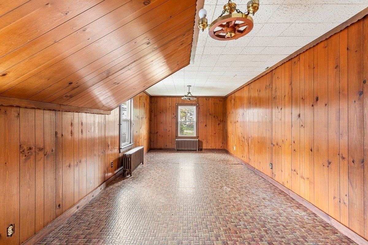 1292 Riverside Ave, Somerset, MA, 1292 Riverside Ave, Somerset, MA Photo #21