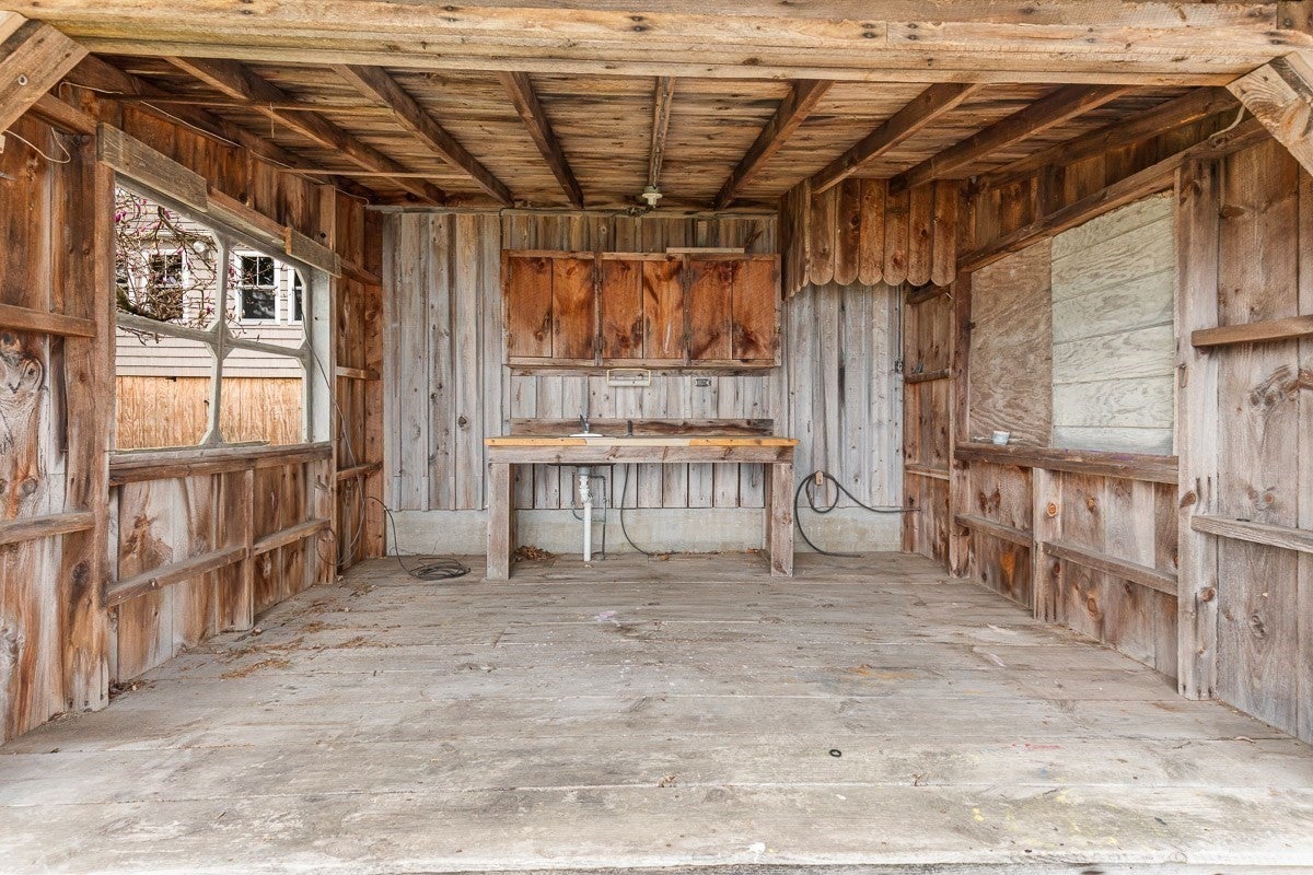 1292 Riverside Ave, Somerset, MA, 1292 Riverside Ave, Somerset, MA Photo #31