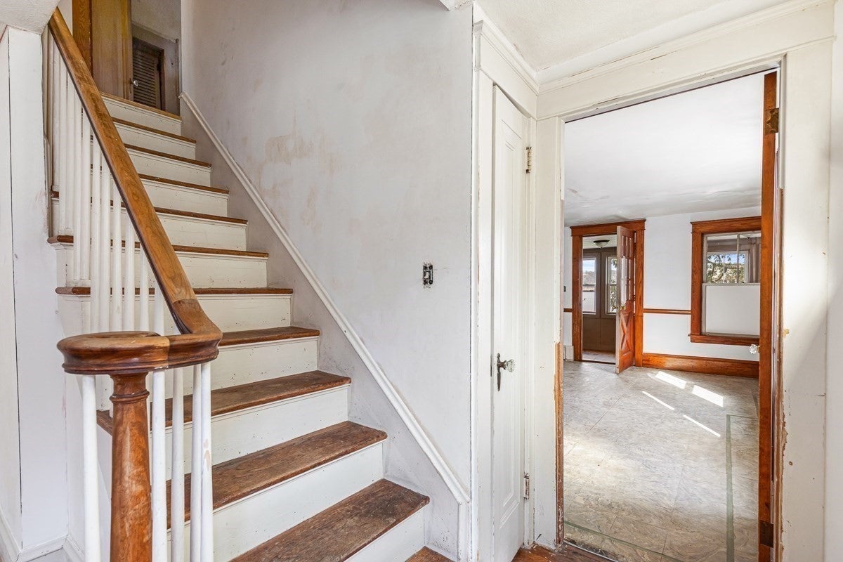 1292 Riverside Ave, Somerset, MA, 1292 Riverside Ave, Somerset, MA Photo #14