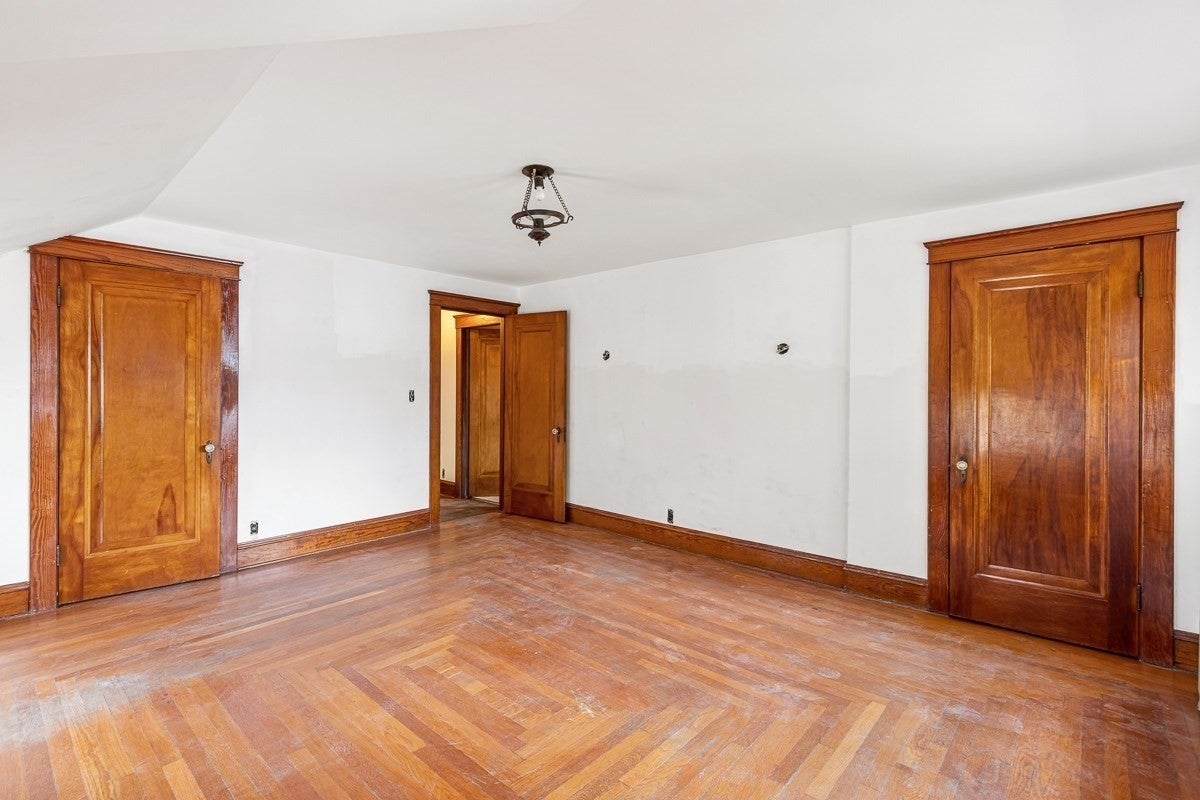 1292 Riverside Ave, Somerset, MA, 1292 Riverside Ave, Somerset, MA Photo #15
