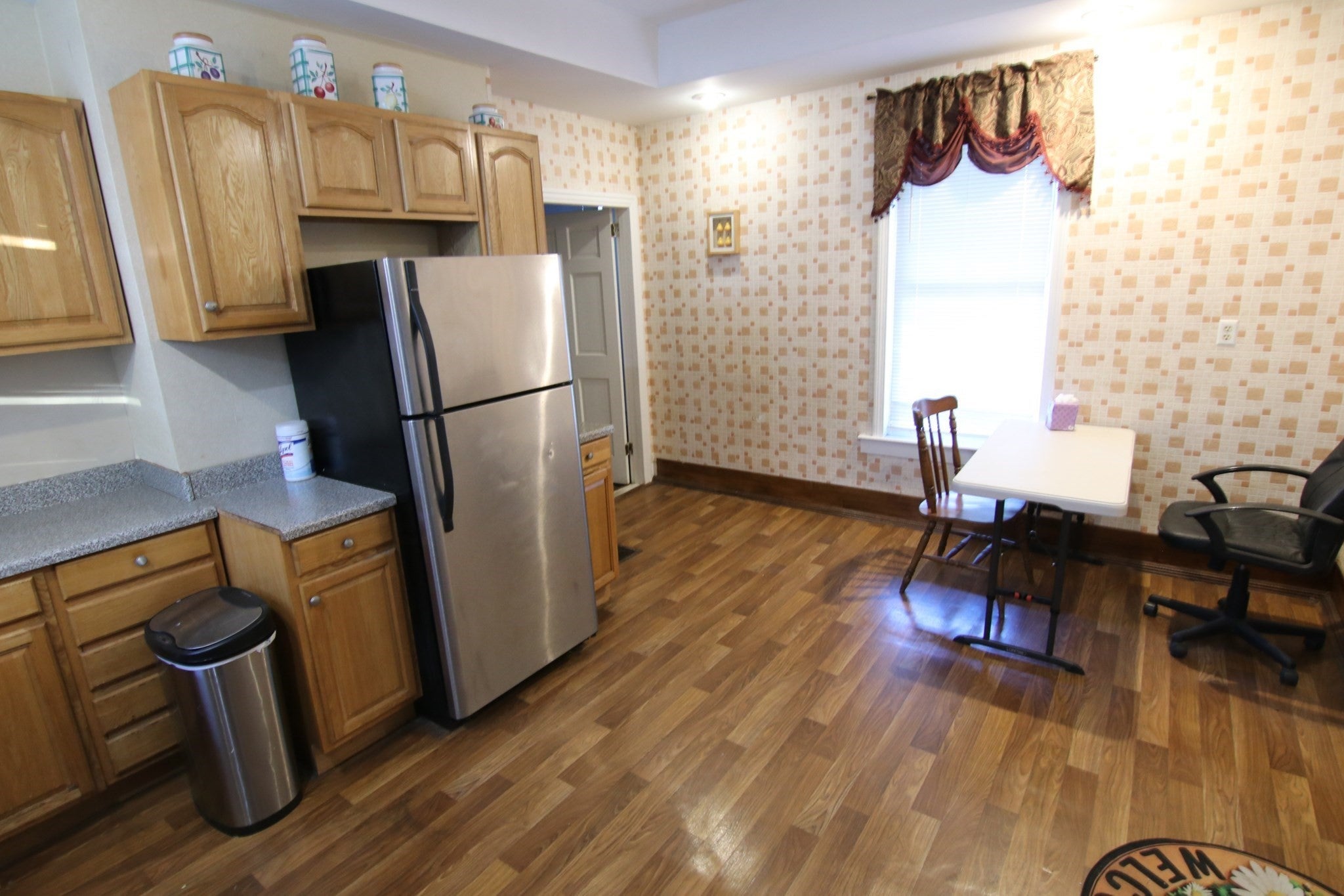 28 Jefferson St, Westfield, MA Photo #2