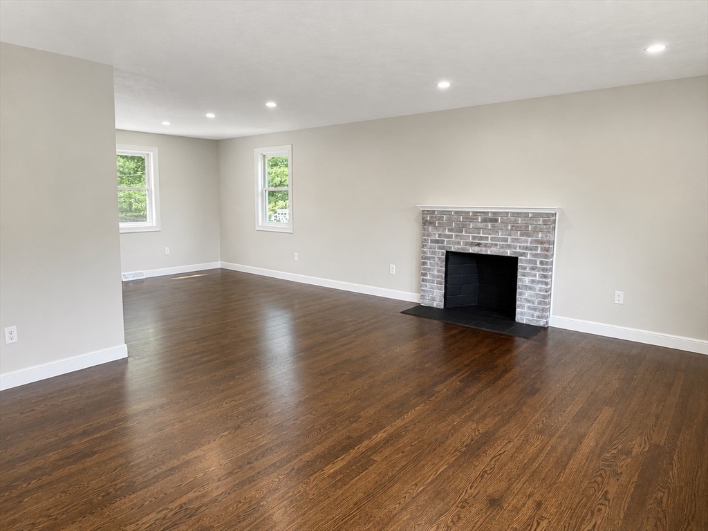 23 Ledgewood Drive