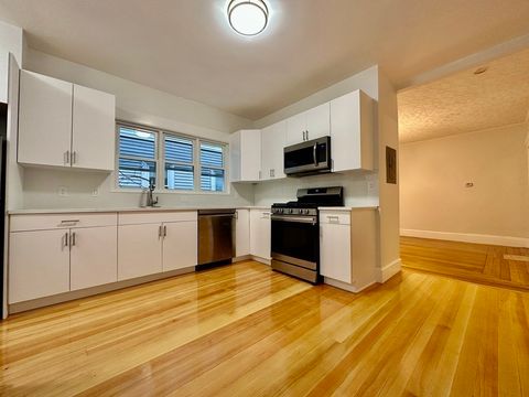 Photo of 28 Oakland St #1, Cambridge, MA 02139 (MLS # 73513197)