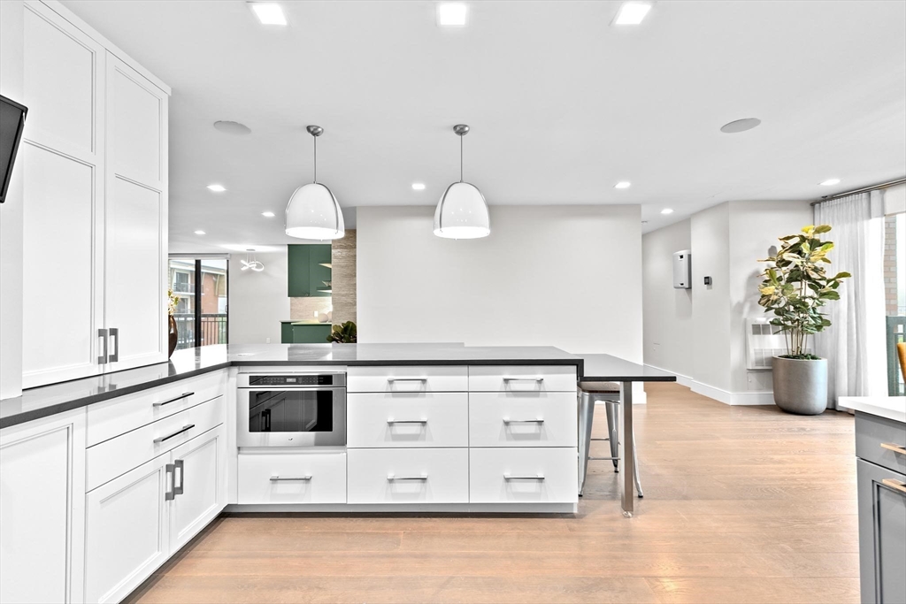 50 Longwood Ave 1017