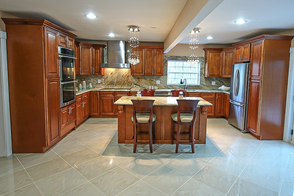 62 Golden Hills Rd