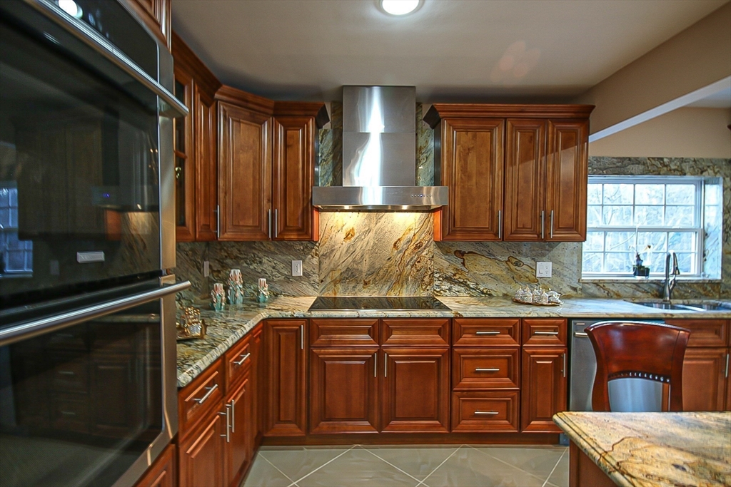 62 Golden Hills Rd