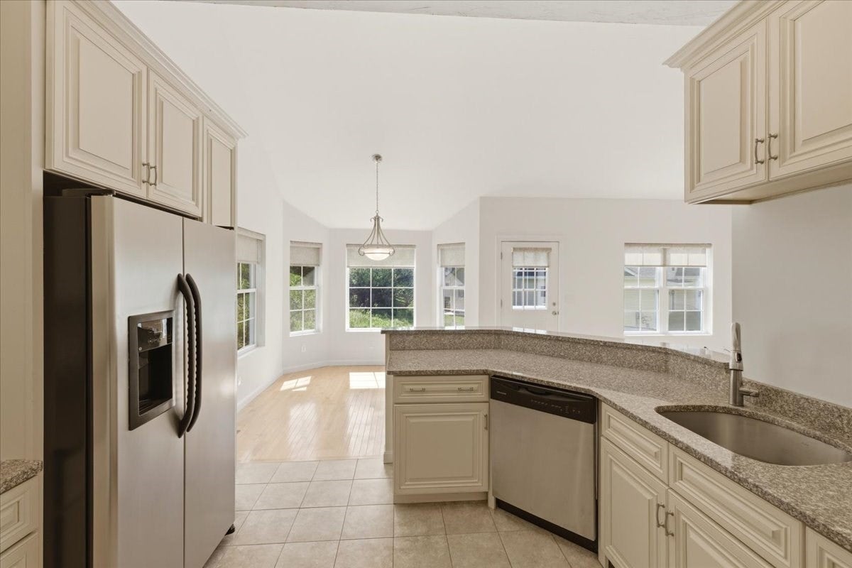 30 Shadow Creek Lane #30, Ashland, MA Photo #11