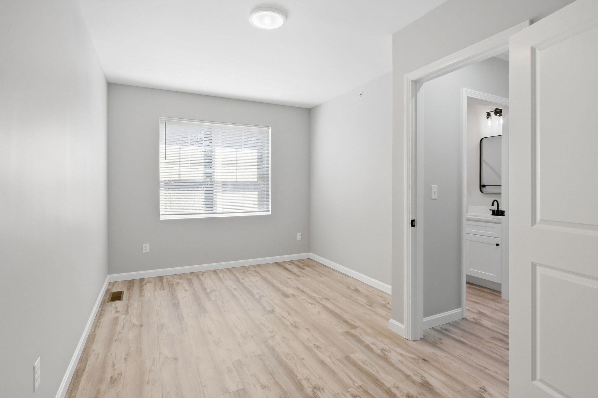 61 Parker St #7, Springfield, MA Photo #11